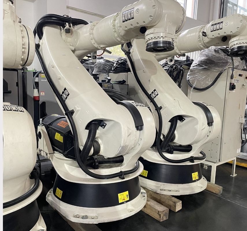2700mm Reach Kuka 소프트웨어 용접 로봇 빠르고 정확한 용접 성능을 위해 이 거래를 잡으세요! 우수한 스프레이 페인팅과 번거로움에 맞춘 KUKA KR210 로봇 - 무료 로딩/해하