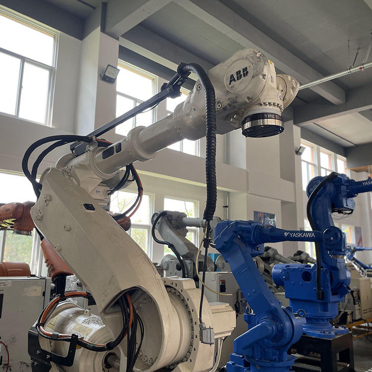 분쇄 로봇 ABB6640-130/3.2를 부수는  산업적 사용된 ABB 6 주축 다관절로봇