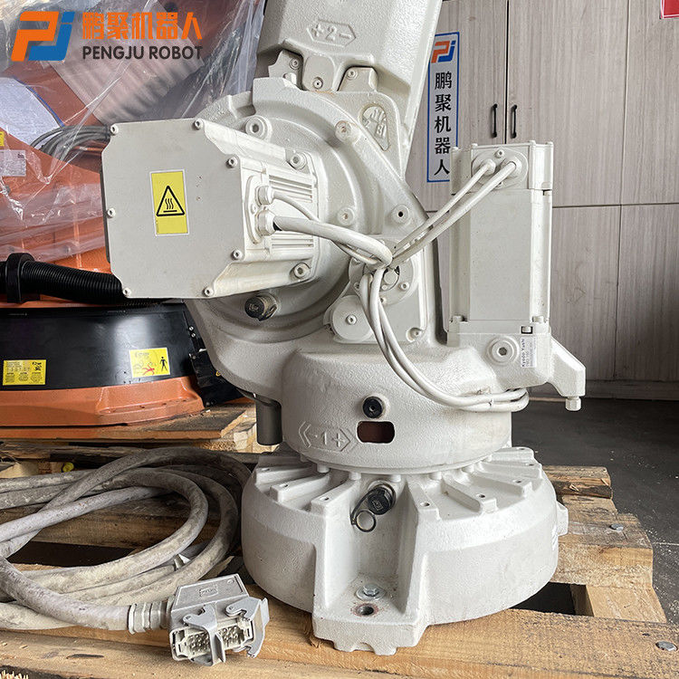 산업적 사용된 로보틱 아암 6 주축 ABB IRB 4600-40/2.5 취급 팰릿으로 운반