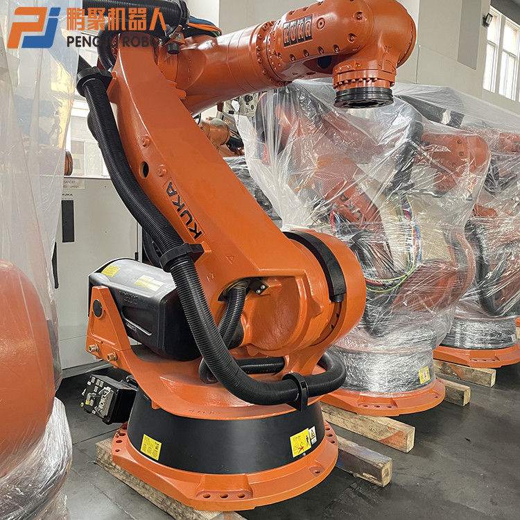 KR210 사용 된 Kuka 로봇과 2700 mm 최대 도달 산업 로봇 취급 팔레티징 가빙