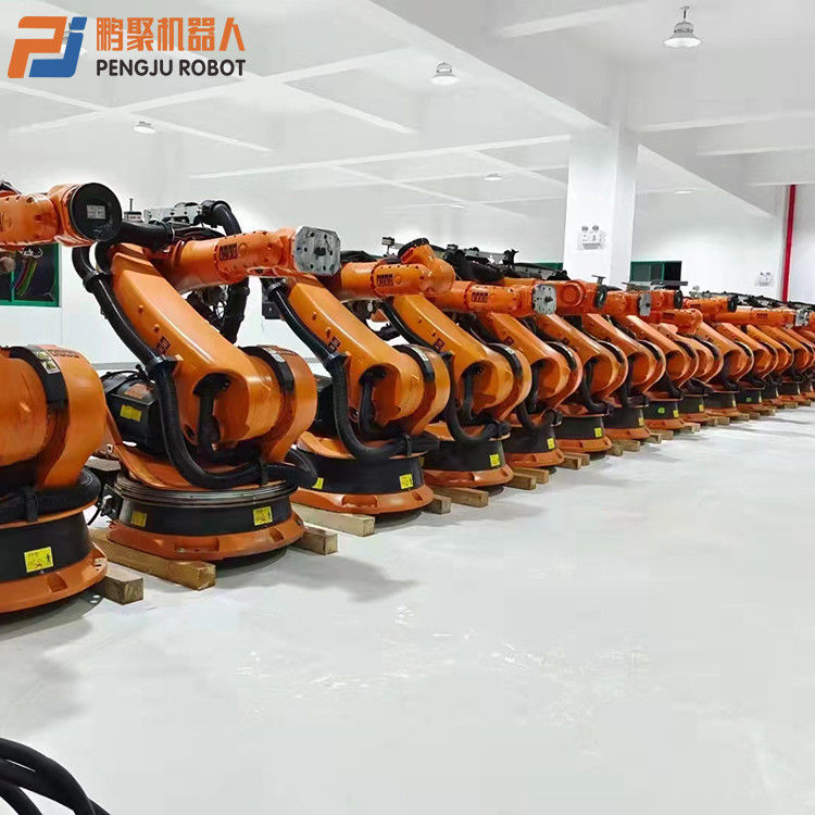 KUKA KR210-2 점접속, 프레스 텐딩, 팔레티제, 부품의 부하 및 부하, 가공, 부품의 취급