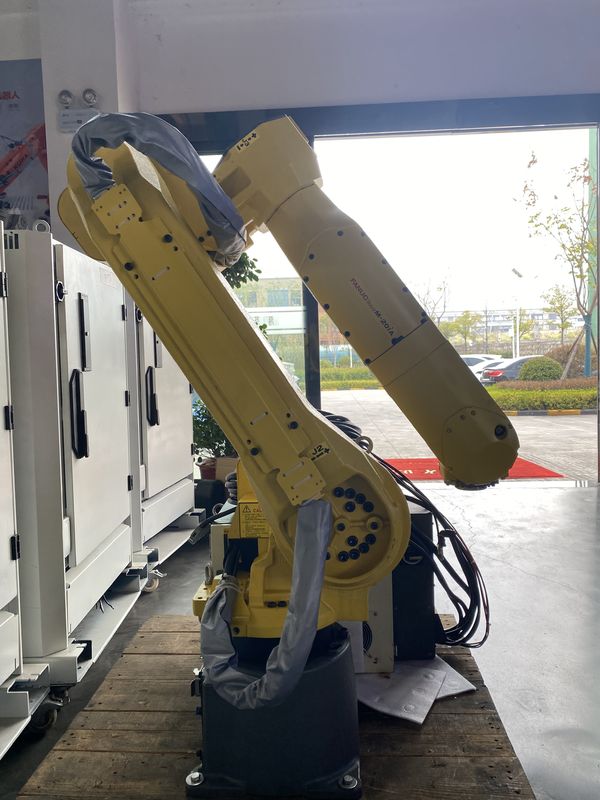 Fanuc 20iA ±0.07mm 반복성 활 용접 로봇 20KG 유료물 1811 mm 가공 처리 및 측정 부품을 위한 범위