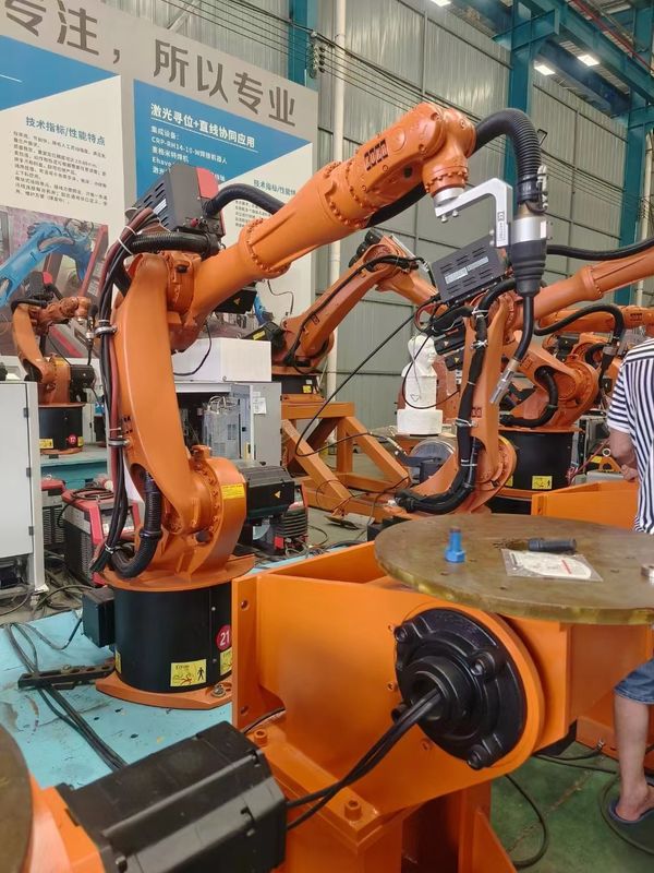 KUKA KR16 L6 로봇 사용 산업용 로봇 팔, 용접 로봇, 로딩 로봇, 핸들링 로봇