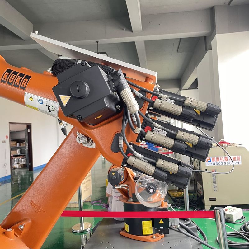 16kg Kuka 사용된 로봇 IP65 안전 등급, 재료 처리 로봇, MIG 용접 로봇