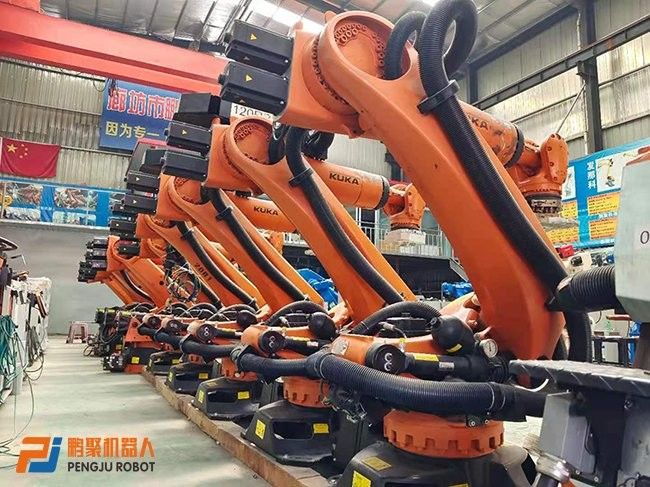 쿠카 KR210 R2700 프라임 로봇 6축 210kg 유해물 2700mm 범위점 용접