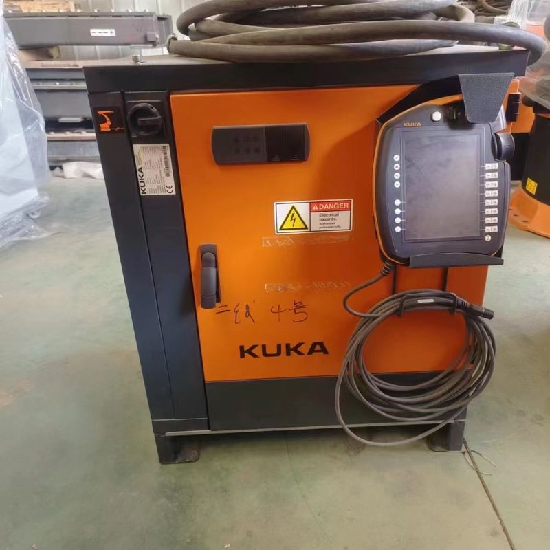 쿠카 KR210 R2700 프라임 로봇 6축 210kg 유해물 2700mm 범위점 용접