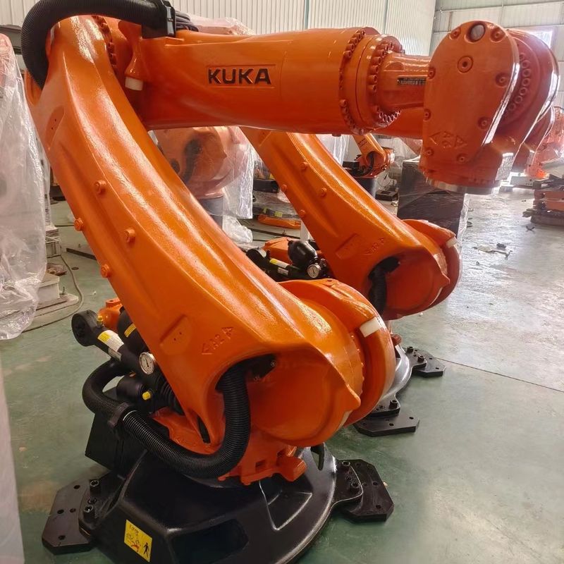 쿠카 KR210 R2700 프라임 로봇 6축 210kg 유해물 2700mm 범위점 용접