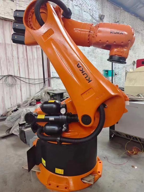 사용 된 KUKA 로봇 KR360-3 및 KRC4 컨트롤러와 함께 생산성을 극대화하십시오