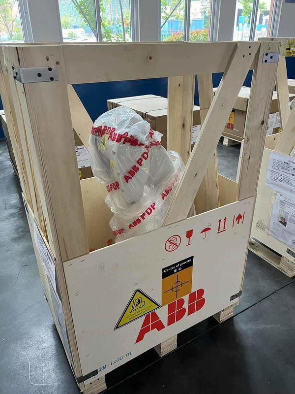 새로운 ABB IRB 1200 (5/0.9),5kg 유료물, IRB 1200-7/0.7, 부품 취급, 닦기, 측정, 부품 조립