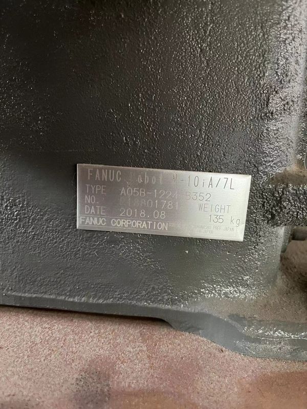 FANUC M-10iA/7L, 7kg 실량, 1633mm 도달, 활 용접 부품의 로딩 및 배하, 부품의 취급, 조립