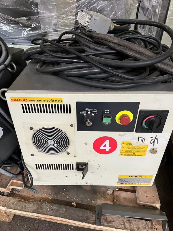 FANUC M-20iA/10L, 10kg 유료물, 2009mm 도달, 아크 용접물질 처리 로봇, 기계 텐딩 로봇, 로딩