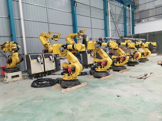 FANUC 아크 용접 로봇 165Kg 로드 RJ3iB 컨트롤러 로딩 및 배하